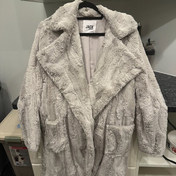 BB Dakota Faux Fur Coat - Picture 2 of 4